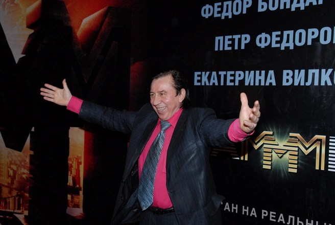 Владимир Пермяков поделился, что сейчас играет в театрах | Источник: Сергей Миланский