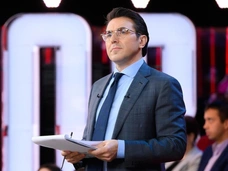 «Простите меня, академики, но огурцы от зрителей важнее»: Малахов отдал свои «ТЭФИ» команде