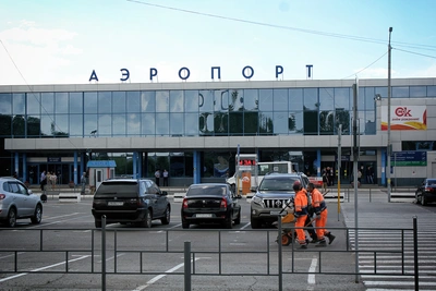 Пять самолетов не сели в Омске из-за тумана