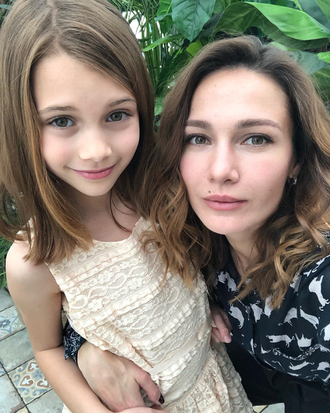 «Вижу в ней Женю!»: Валерий Тодоровский поделился фото 13-летней дочери Евгении Брик