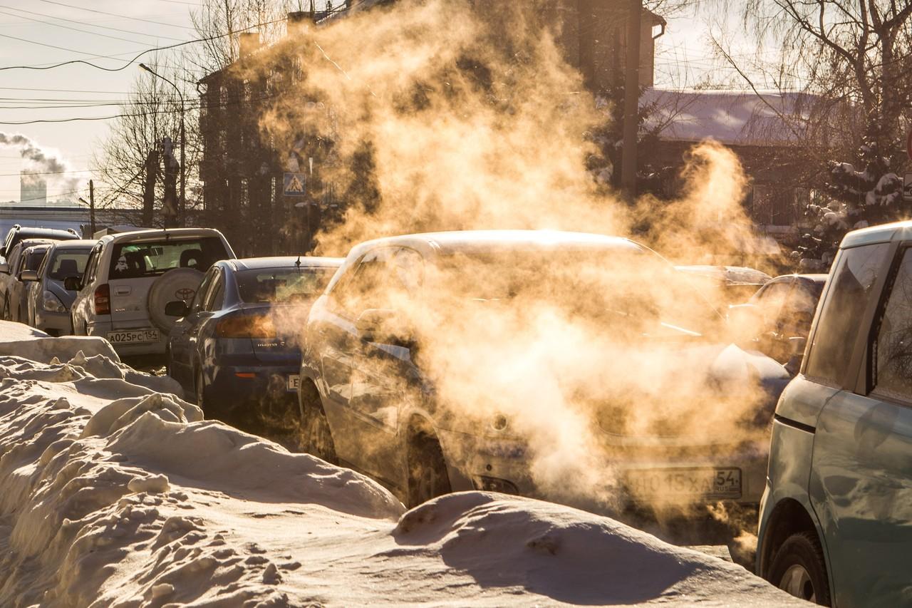 Почему раздражают люди, которые греют автомобиль во дворе - 21 февраля 2020  - 59.ру