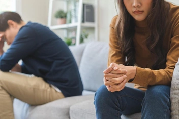 «У жены появился любовник, она хочет уйти, но я очень люблю ее. Как сохранить семью?»