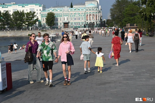 Источник: Дмитрий Емельянов / E1.RU