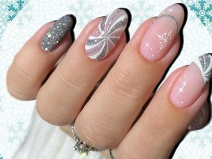 Серебряный маникюр с блестками — идеальный дизайн ногтей на Новый год 2026