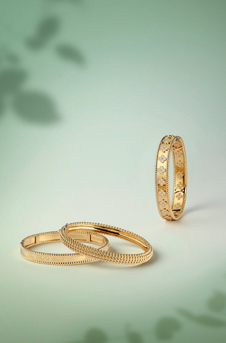 Золотые жемчужины Van Cleef & Arpels: новые украшения в легендарной коллекции Perlée