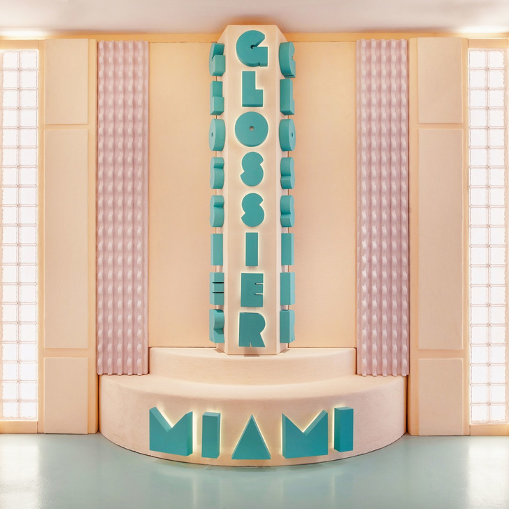 Эклектичный pop-up бутик Glossier в Майами (фото 8)