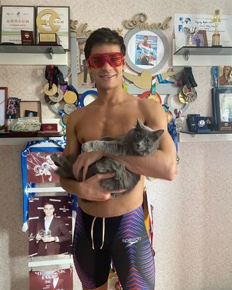 Никто не скажет мяу: как маска с котом стала мемом Олимпиады и доказала упорство русских