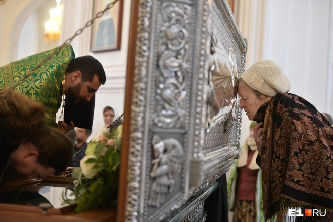 В этом году — столетие блаженной памяти святителя Тихона | Источник: Максим Воробьев / E1.RU
