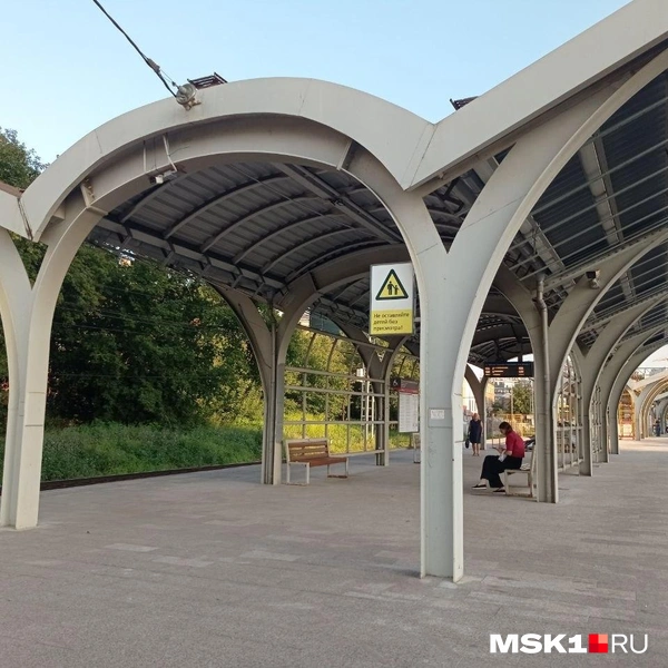 Арки на Дербеневской пока не ремонтировали | Источник: TransportationArtem