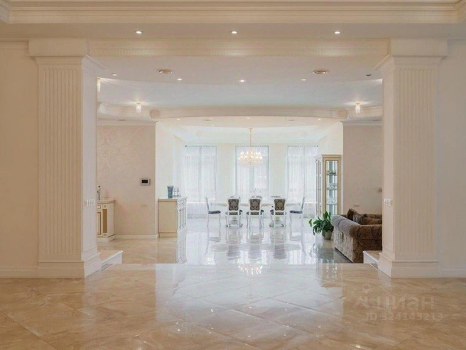 Отделка интерьеров выполнена в светлых тонах | Источник: «Циан»