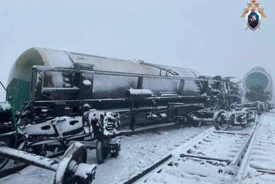 Проверка после схода цистерн с пропан-бутаном в Оренбуржье