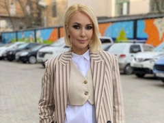 Кудрявцева удивила новым фото взрослого сына: звезда не показывала его много лет