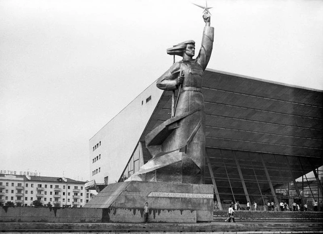 Первоначальный вид памятника | Источник: Myekaterinodar.ru