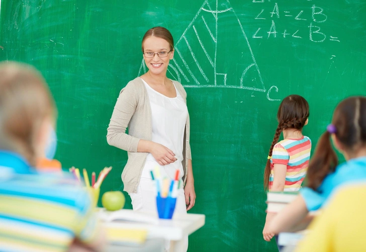 15 фраз, которые учитель никогда не должен говорить детям | parents.ru
