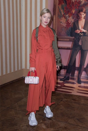 Виктория Романенко в Милане | marieclaire.ru