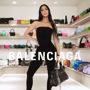 Ким Кардашьян и Никола Пелц-Бекхэм в новой кампании Balenciaga