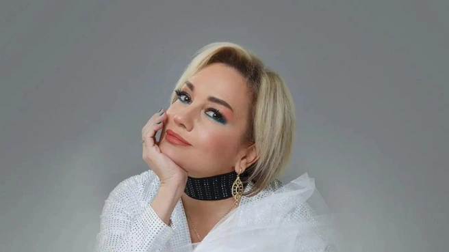 Фанаты терпеливо ждут | Источник: «Цифра Ё»