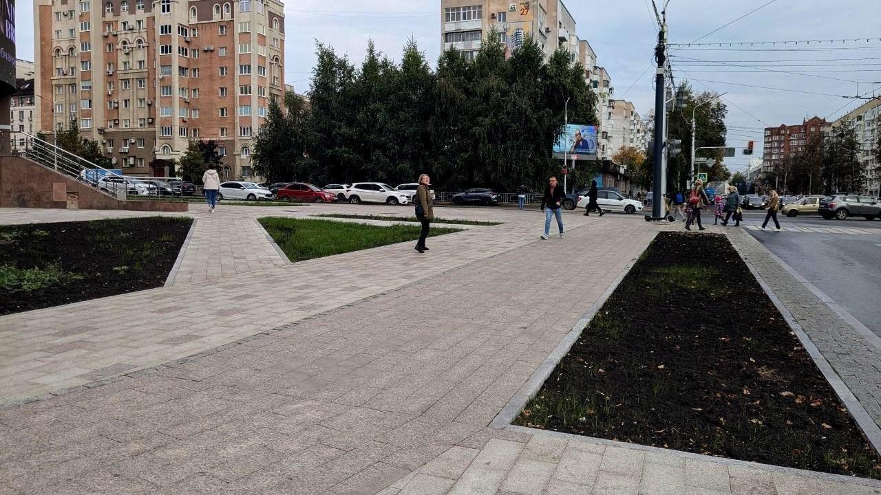 Один из примеров того, как места засилья машин меняли для пешеходов | Источник: Булат Салихов / UFA1.RU