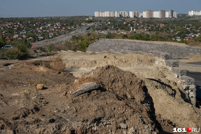 Работы так сильно затянулись по ряду причин, в том числе и из-за серьезного подорожания проекта&nbsp;— с 4,3 до 11 миллиардов | Источник: Евгений Вдовин / 161.RU
