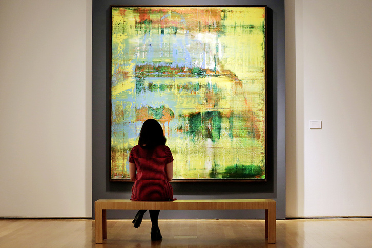 За кулисами аукциона: что такое современное искусство и как рассчитывается его стоимость