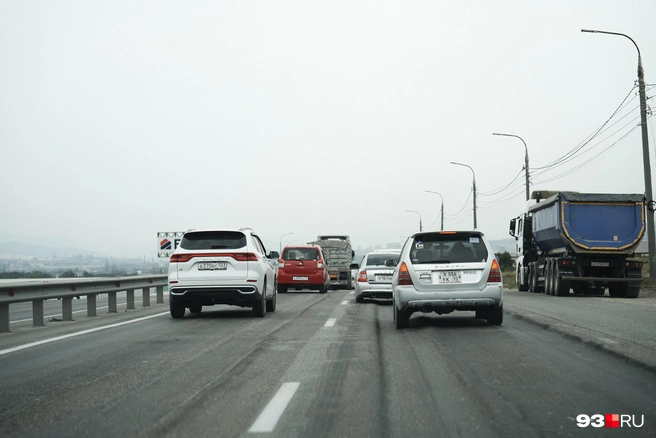 Рассказываем о ситуации на дорогах в выходной | Источник: Дарья Паращенко / 93.RU