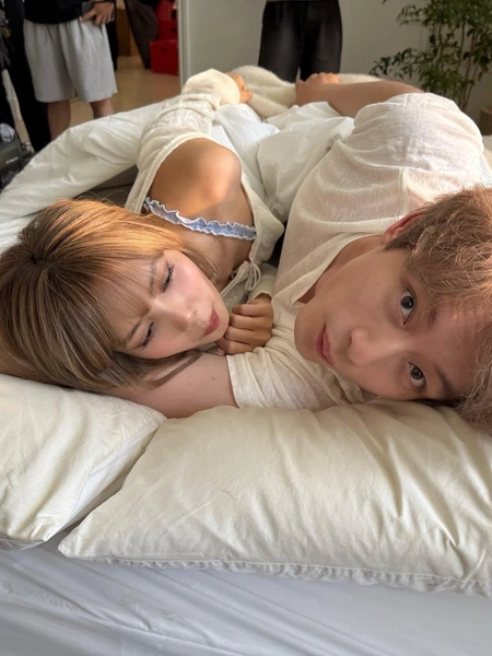 Источник: @lalalalisa_m