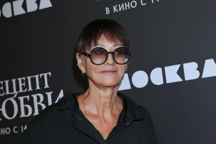 Ирина Хакамада | www.starhit.ru