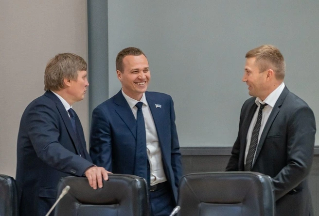 Антон Владиславович руководит департаментом соцразвития с 2024 года | Источник: Антон Терехин / Вконтакте