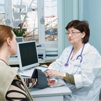 Так говорят только с учителями и врачами: филолог рассказала, какие слова скоро уйдут из лексикона россиян