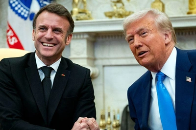 Истерика Трампа в Овальном кабинете: швырнул iPad из-за сбоя