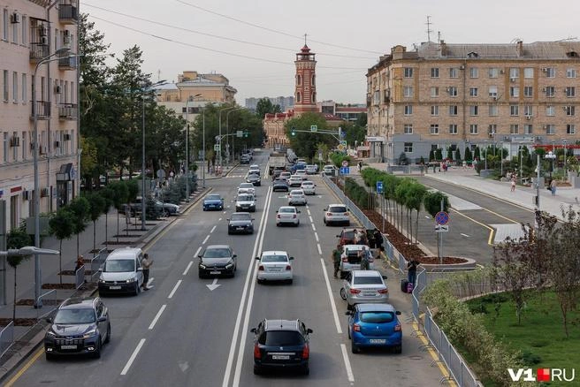 Место для высадки пассажиров предусмотрено, но на следующий день после открытия почему-то не работало | Источник: Алексей Волхонский / V1.RU