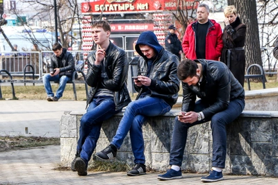 «Спортивные костюмы сменились кабинетами»: нижегородцы о 90-х