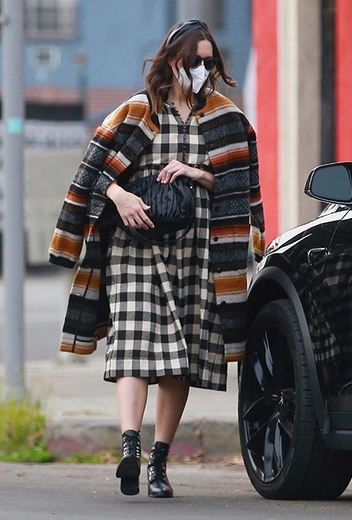 Мэнди Мур в Лос-Анджелесе | marieclaire.ru