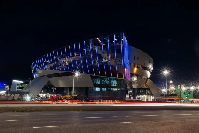 Подсветка на сооружениях работает всю ночь | Источник: Максим Серков / NGS42.RU