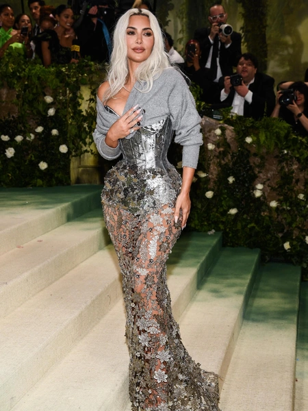 Ким Кардашьян на Met Gala — 2024