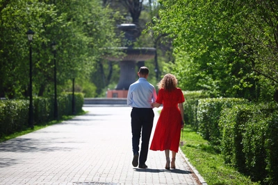 Екатеринбург накрыла майская жара: фоторепортаж