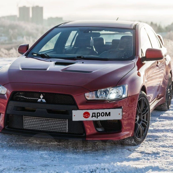Mitsubishi Lancer Evolution — еще один представитель JDM-семейства | Источник: Drom.ru