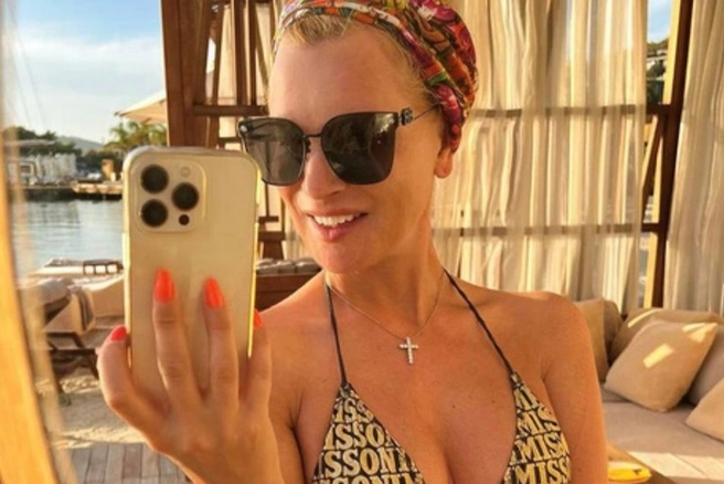 Разве дашь этой женщине 50? | Источник: olesya_sudzilovskaya / Instagram (деятельность соцсети запрещена на территории РФ)