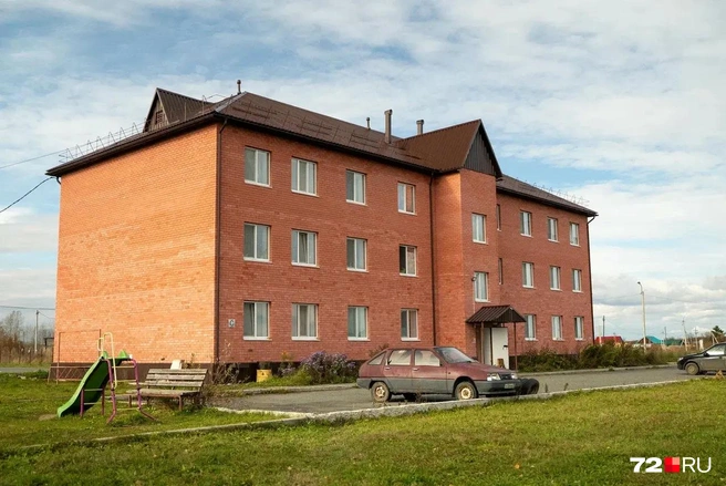 После нескольких лет скитаний Ивану дали квартиру | Источник: Илья Чикотин / 72.RU