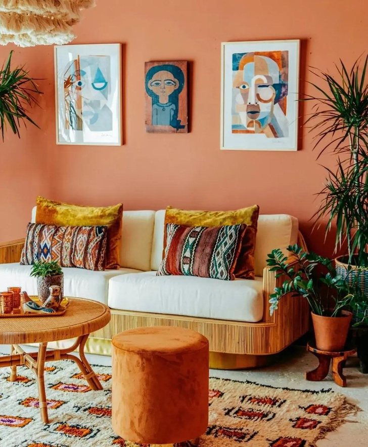 Терракотовый цвет в гостиной: 6 стильных идей
