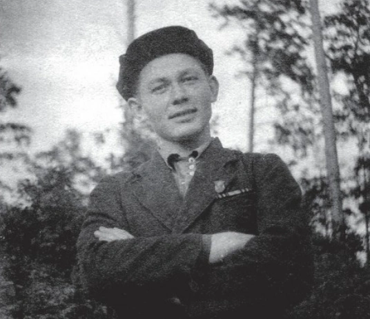А это уже мирное время (июнь 1949 года) | Источник: книга «Мы сражались за ваше будущее» / Ф.&nbsp;Т.&nbsp;Бондаренко
