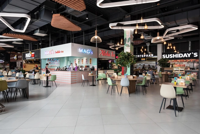 Любимые блюда разных кухонь мира собраны под одной крышей в фуд-холле «6/1» | Источник: ТРЦ KLP