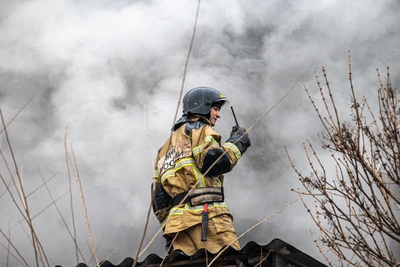 Пожар в бизнес-центре начался с ресторана на первом этаже