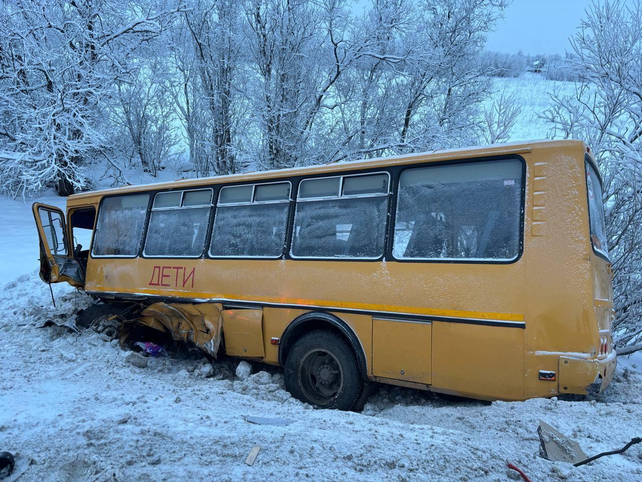 Количество пострадавших в аварии с автобусом на трассе под Архангельском увеличилось