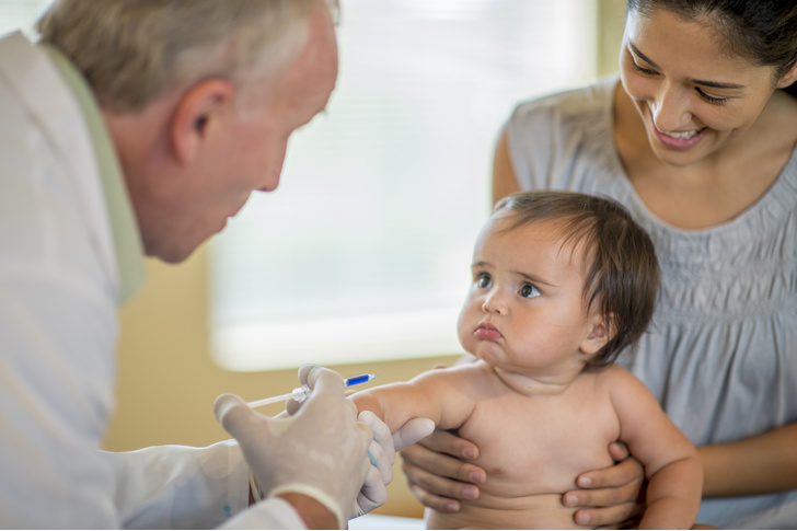 Чем прививать ребенка от гриппа: мнение врачей