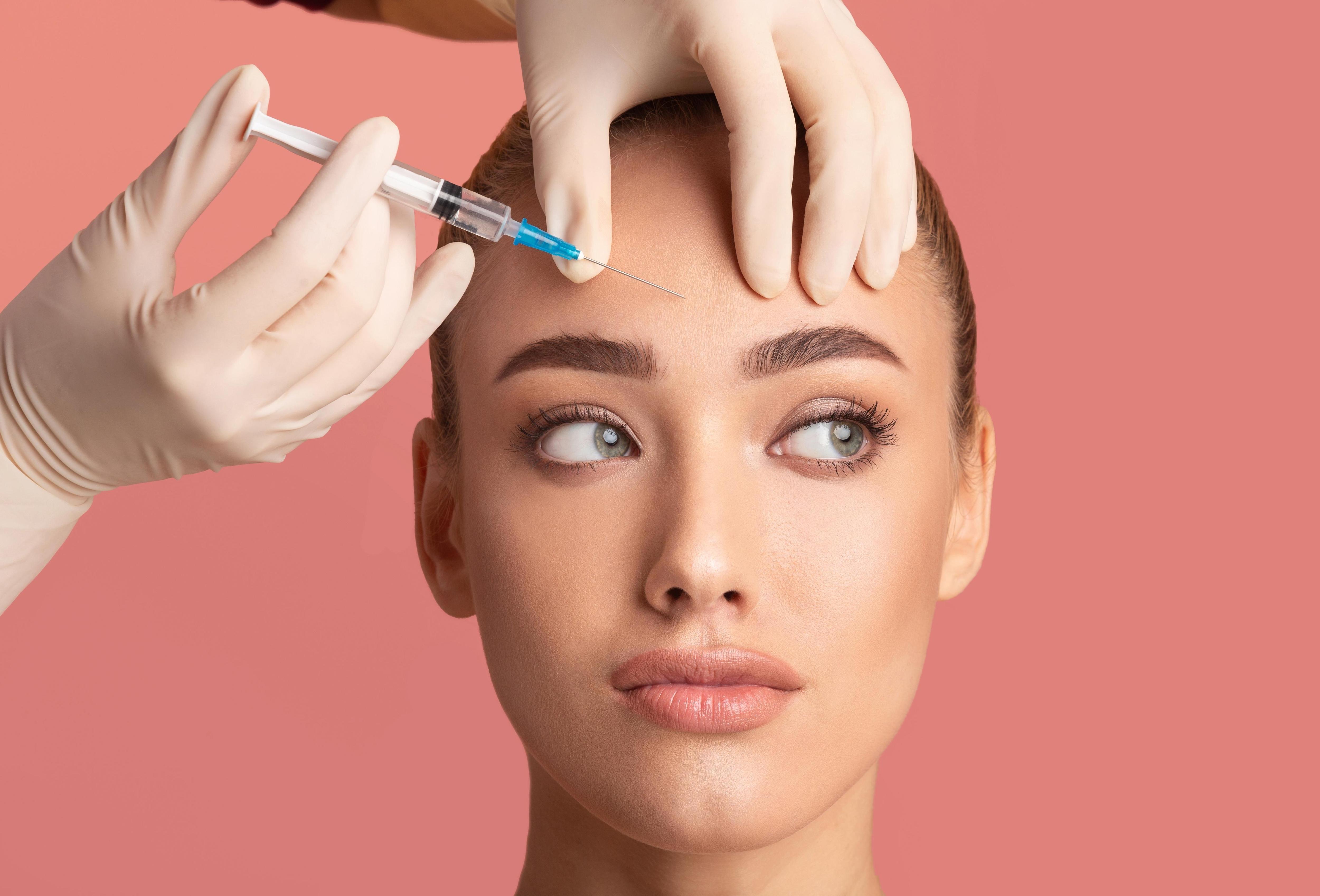 Ботокс, филлеры и зрение: как не ослепнуть после уколов красоты