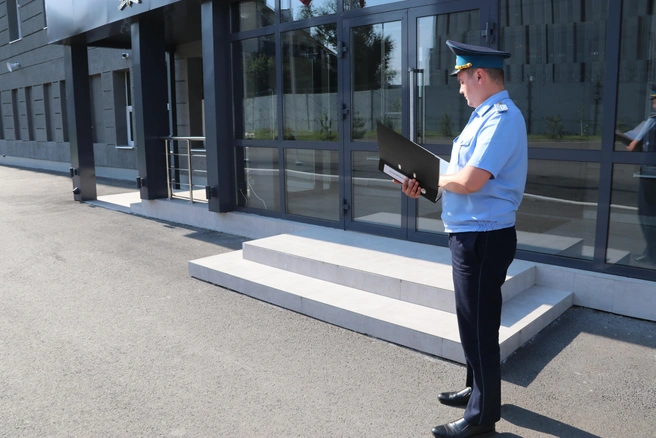 В Нурлате приставы выселили сожительницу из квартиры наследника | Источник: r16.fssp.gov.ru