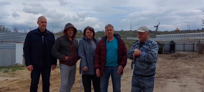 Жители поселка просят лидеров стран обратить внимание на проблемы частного сектора | Источник: О Волгограде Сталинграде / Telegram