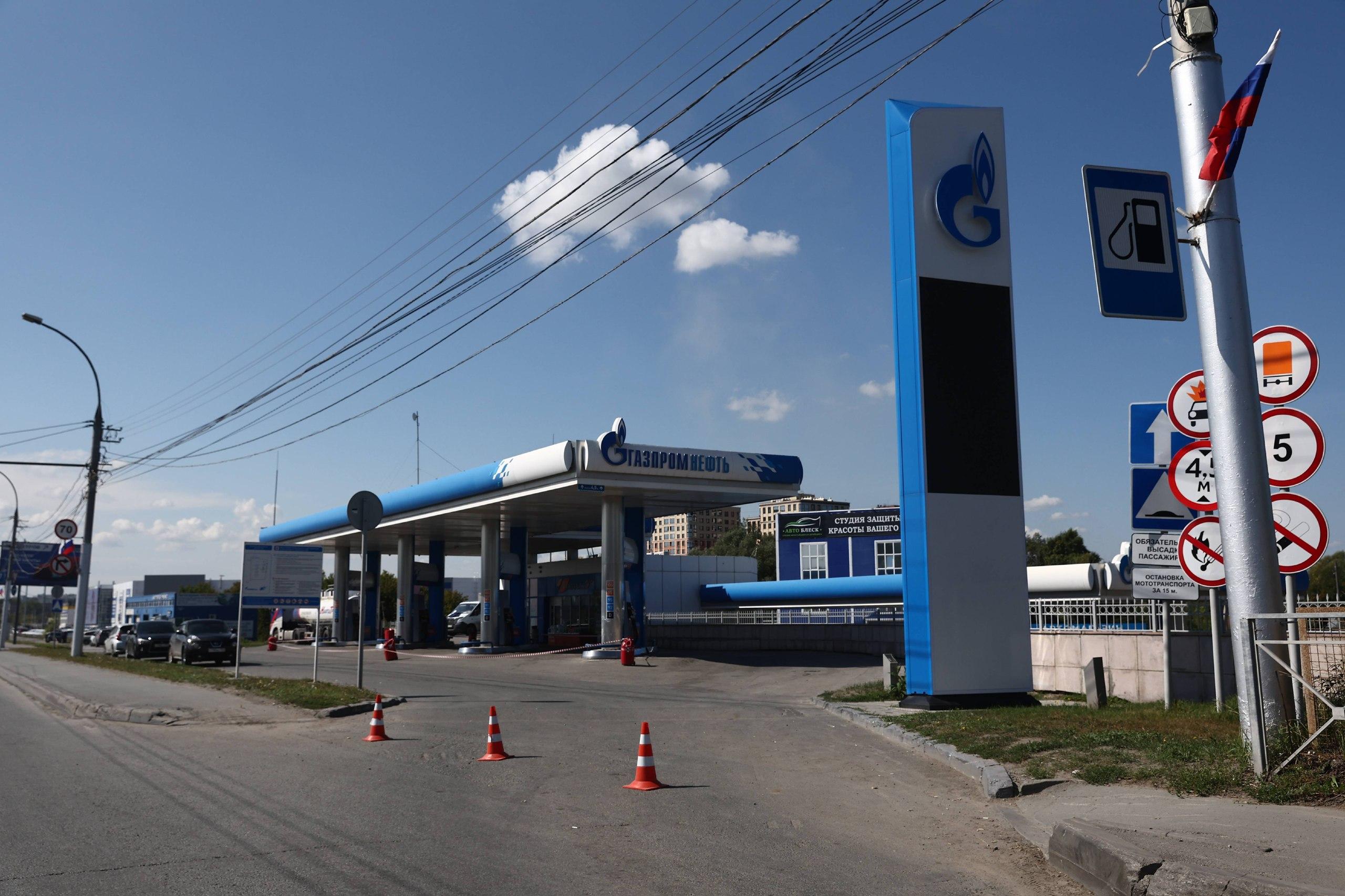 <p>На Лесоперевалке въезд на «Газпромнефть» закрыт</p>
