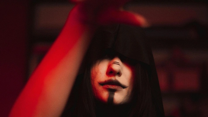 Метафорическая карта дня: Выберите карту и узнайте, какие демоны живут в вашей душе